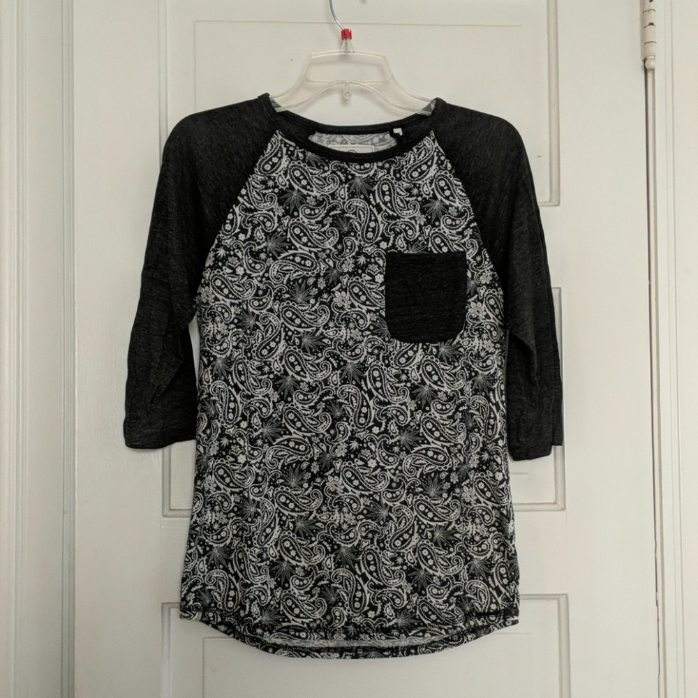 Long sleeve shirt